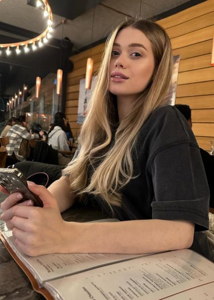 Индивидуалка Лариса фото № 2 в городе Кингисепп